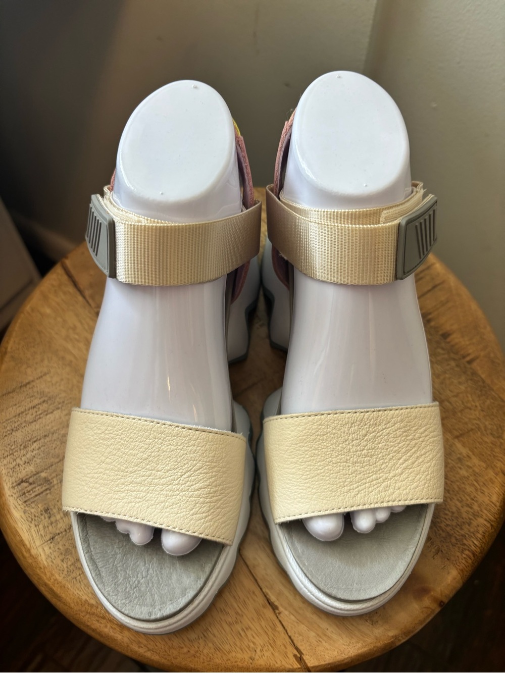 Sorel Women’s Chunky Sport Sandals Beige, Pink & Yellow kinetic 7 Anthropologie - Picture 2 of 7